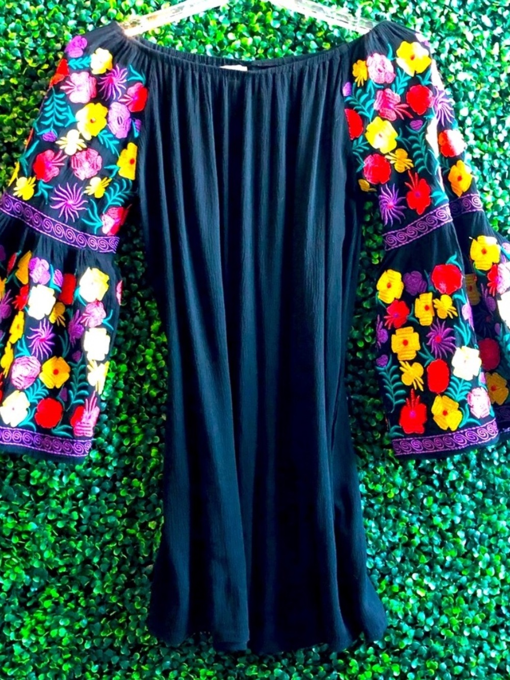 Embroidered Velzera Women's Tunic Dress Size Medium